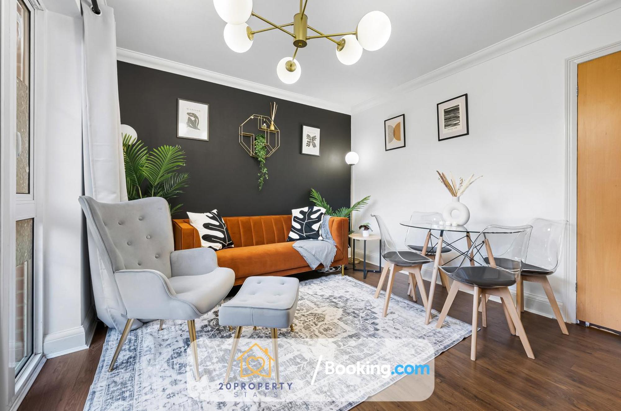 Luxury Long In Bow Road London