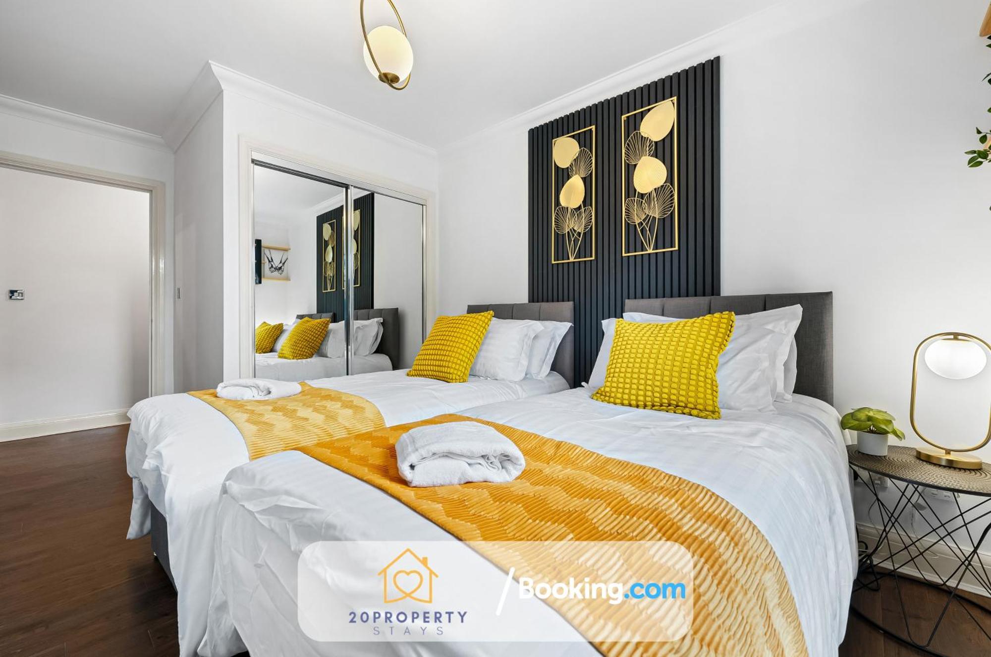 Apartment Luxury Long In Bow Road London